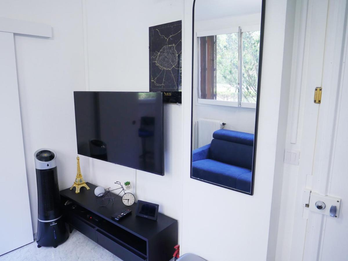 T2 Trocadero Tour Eiffel Apartment Париж Екстериор снимка